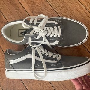 Women’s Vans size 8.5